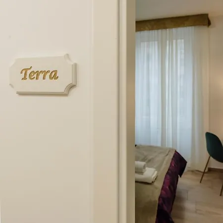 Le Vestali Πανσιόν *